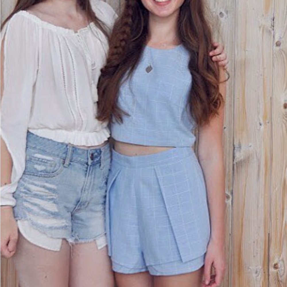 Light blue cropped shirt